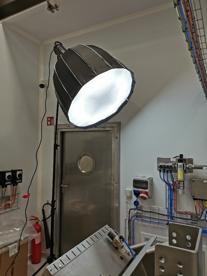 Quadralite VideoLED 1000 nei lavori commerciali – Kamil A. Krajewski — 5
