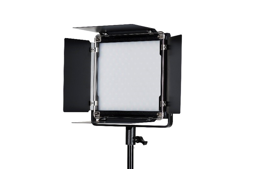 ¡Nuevos paneles Quadralite Thea PRO y accesorios dedicados! — 4