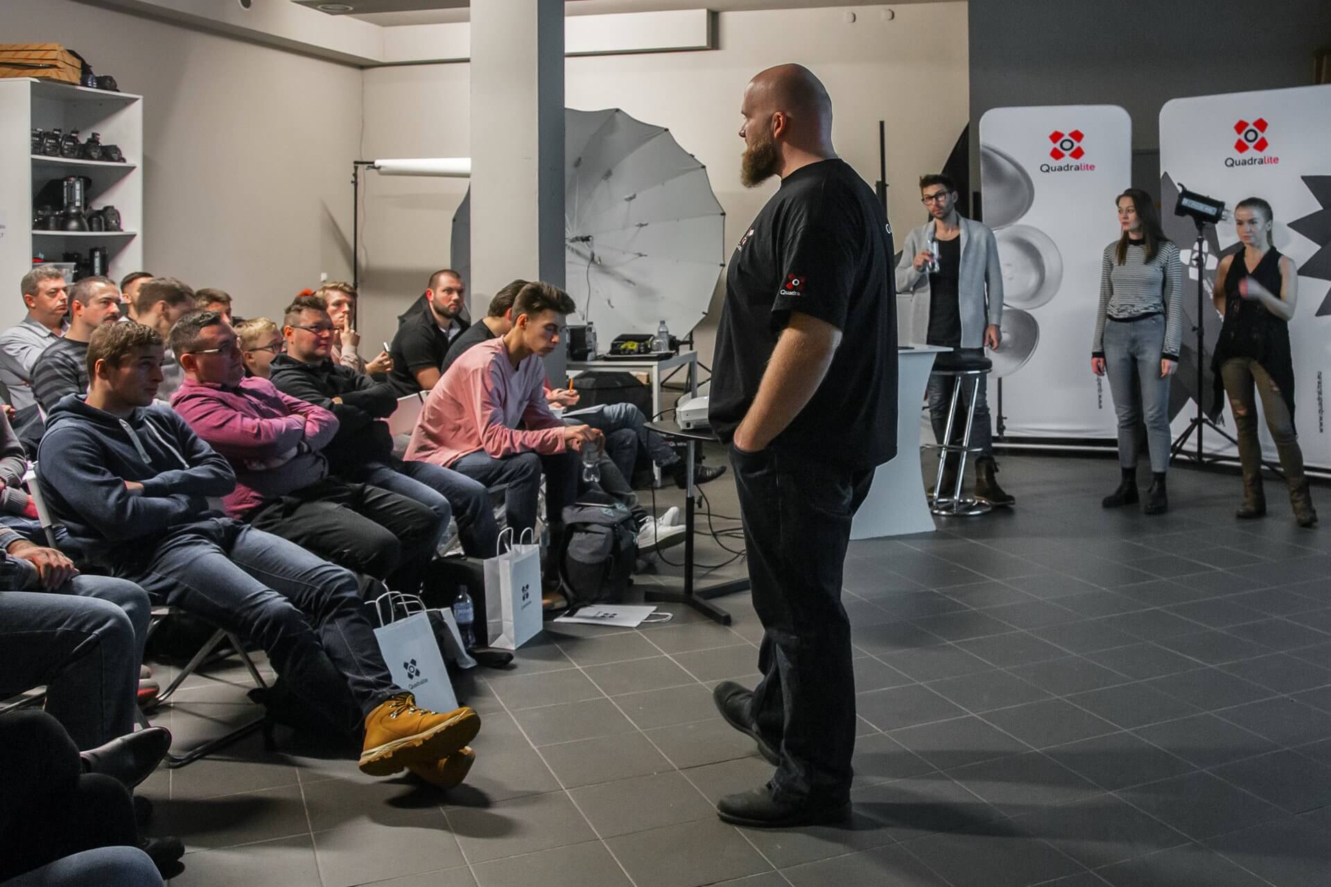 Relacja z Mikołajkowych warsztatów fotografii studyjnej — 10