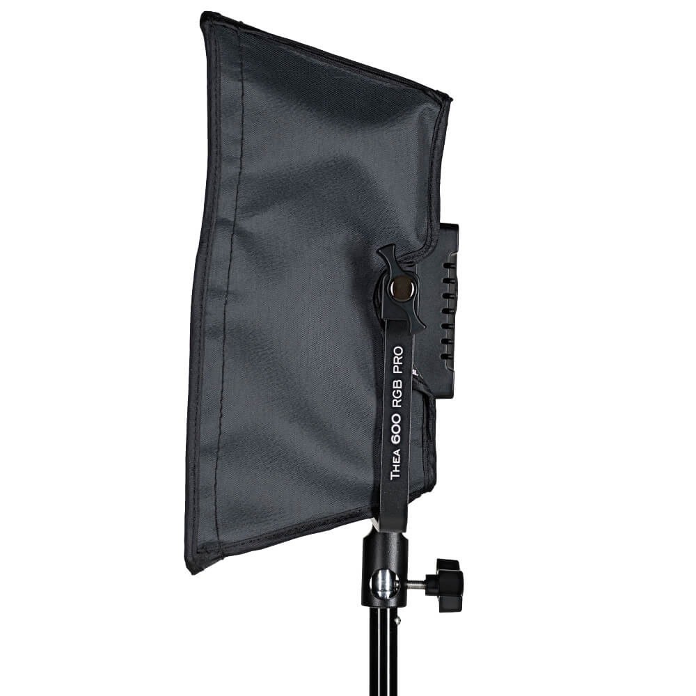 Quadralite Softbox do Thea 600 Pro